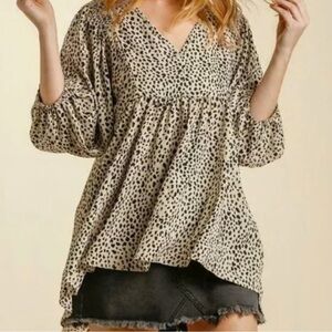Umgee Latte Animal Print Smocked Babydoll Top